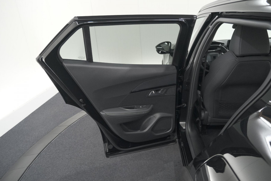 Peugeot 2008 1.2 Hybrid 136 GT | Camera | Apple Carplay | Parkeersensoren