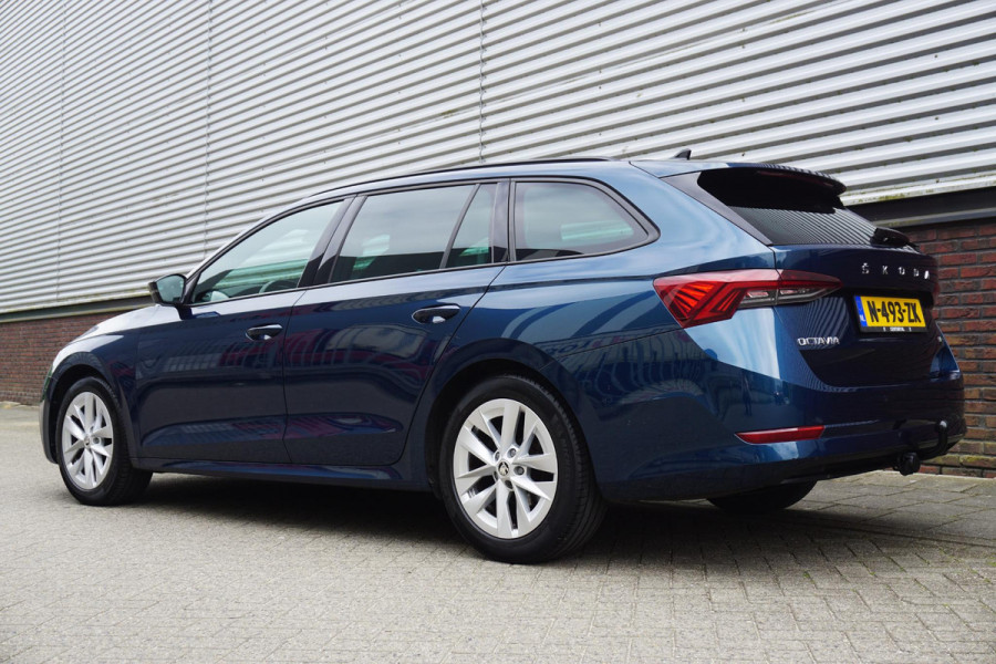 Škoda Octavia Combi 1.0 e-TSI Sport Business/Trekhaak/Digitaal Dashb./ Stuur en stoelverwarming.