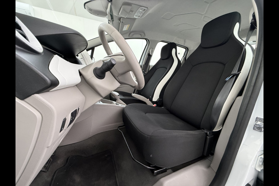 Renault ZOE R90 Life 41kWh SOH 87% Koop accu Navi Ecc Apple Carplay Android Auto Cruise Control Pdc Led Isofix Bluetooth Regen-Lichtsensor Pack City 1e Eigenaar Origineel Nederlandse Auto