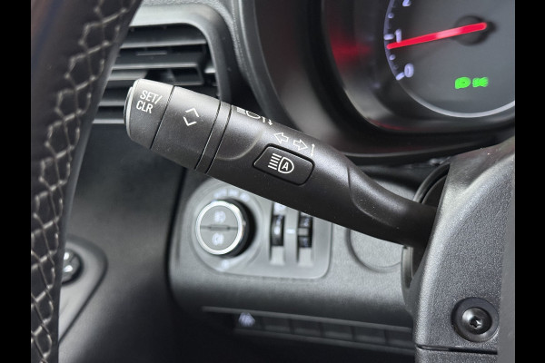 Opel Combo 1.5D 131PK Automaat L2H1 Navi Airco Pdc Dakdragers Apple Carplay Android Auto Cruise DAB Edition Schuifdeur Betonplex Wandbetimmering Bott Inbouwkast Regen-Lichtsensor 1e Eigenaar Origineel Nederlandse Bedrijfswagen