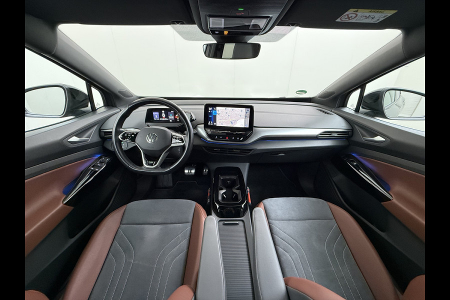Volkswagen ID.4 First 82kWh SOH 93% Warmtepomp Trekhaak Camera Adap.Cruise Apple Carplay Android Auto Stuur+Stoelverwarming Navi Ecc Pdc Lmv 20" Led Wifi Voorruitverwarming DAB Isofix Verkeersbord detectie 1.000KG Trekgewicht 1e Eigenaar Dealeronderhouden