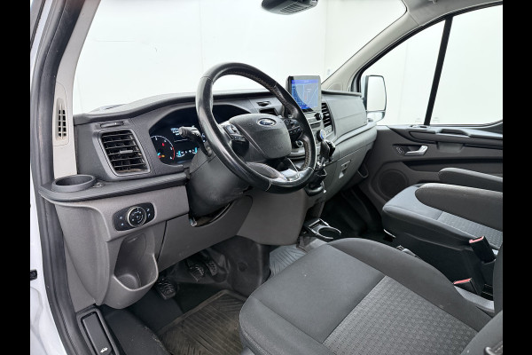 Ford Transit Custom 300 2.0TDCI 130PK Dubbele Cabine L2H1 Trekhaak Navi Camera Airco Cruise Control Pdc Trend DC Schuifdeur Betonplex Vloer Wandbetimmering Bott Inbouwkast Lane Assist 2.800KG Trekgewicht 1e Eigenaar