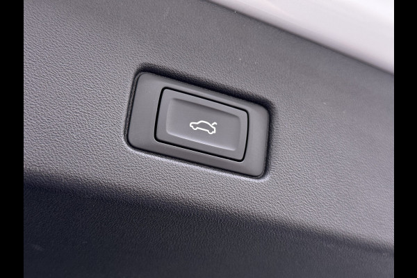 Audi Q4 e-tron 35 Advanced Edition SOH 91% Adap.Cruise Adap.Demping Apple Carplay Android Auto Stoelverwarming Navi Ecc Camera Pdc Matrix Led Elek.Achterklep Privacy Glas Wifi 1e Eigenaar Origineel Nederlandse Auto