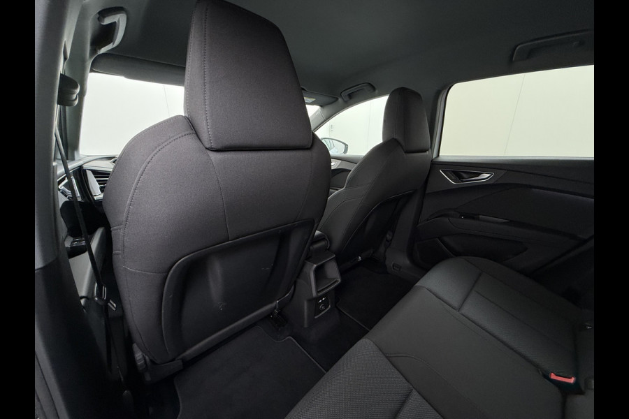 Audi Q4 e-tron 35 Advanced Edition SOH 91% Adap.Cruise Adap.Demping Apple Carplay Android Auto Stoelverwarming Navi Ecc Camera Pdc Matrix Led Elek.Achterklep Privacy Glas Wifi 1e Eigenaar Origineel Nederlandse Auto