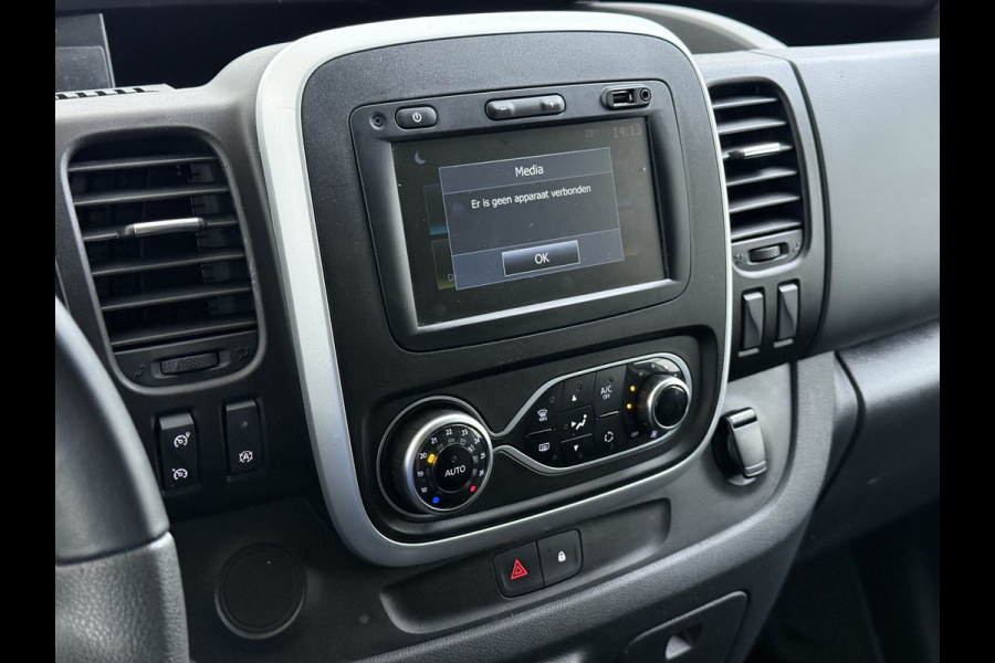 Renault Trafic 2.0 dCi 120 T29 L2H1 Dubbele Cabine Trekhaak Camera Navi Ecc Cruise Control Pdc DAB Business Euro 6 Betonplex Vloer Wandbetimmering Regen-Lichtsensor 2.000kg Trekgewicht 1e Eigenaar 5-Persoons