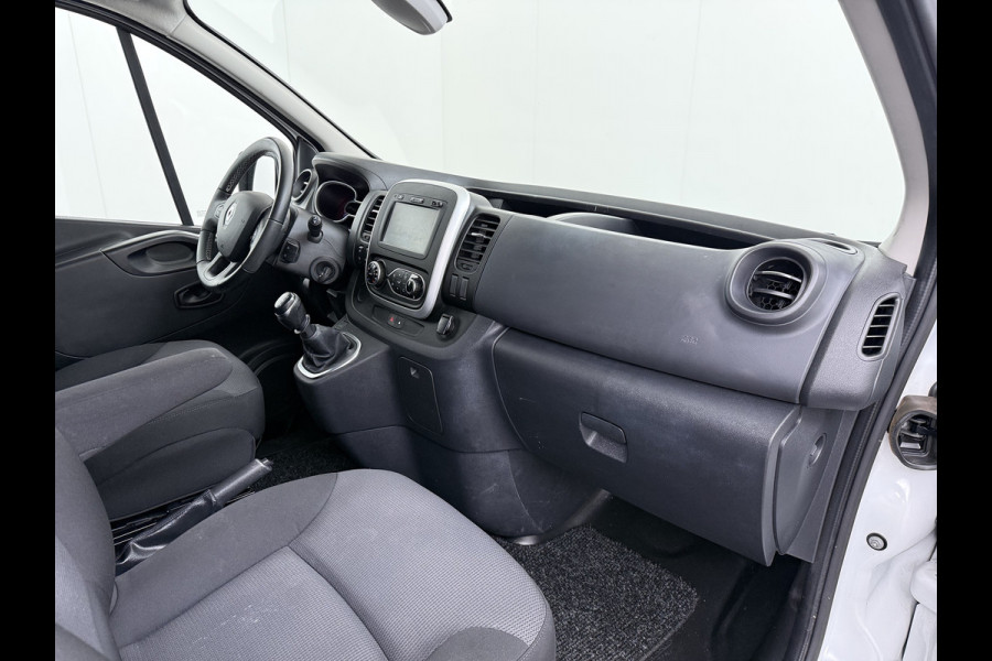 Renault Trafic 2.0 dCi 120 T29 L2H1 Dubbele Cabine Trekhaak Camera Navi Ecc Cruise Control Pdc DAB Business Euro 6 Betonplex Vloer Wandbetimmering Regen-Lichtsensor 2.000kg Trekgewicht 1e Eigenaar 5-Persoons