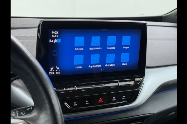 Volkswagen ID.4 First 82kWh SOH 90% Warmtepomp Trekhaak Camera Adap.Cruise Apple Carplay Android Auto Stuur+Stoelverwarming Navi Ecc Pdc Lmv 20" Led Wifi Voorruitverwarming DAB Isofix Verkeersbord detectie 1.000KG Trekgewicht 1e Eigenaar Dealeronderhouden