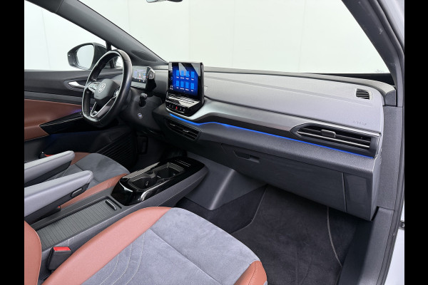 Volkswagen ID.4 First 82kWh SOH 90% Warmtepomp Trekhaak Camera Adap.Cruise Apple Carplay Android Auto Stuur+Stoelverwarming Navi Ecc Pdc Lmv 20" Led Wifi Voorruitverwarming DAB Isofix Verkeersbord detectie 1.000KG Trekgewicht 1e Eigenaar Dealeronderhouden