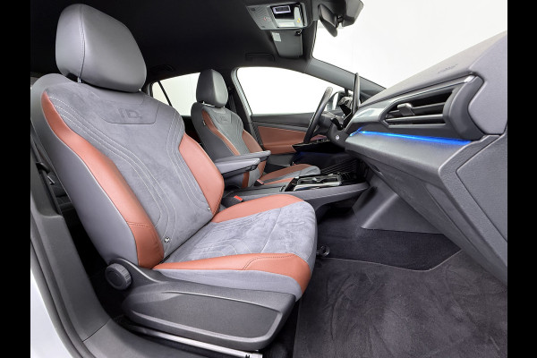 Volkswagen ID.4 First 82kWh SOH 90% Warmtepomp Trekhaak Camera Adap.Cruise Apple Carplay Android Auto Stuur+Stoelverwarming Navi Ecc Pdc Lmv 20" Led Wifi Voorruitverwarming DAB Isofix Verkeersbord detectie 1.000KG Trekgewicht 1e Eigenaar Dealeronderhouden