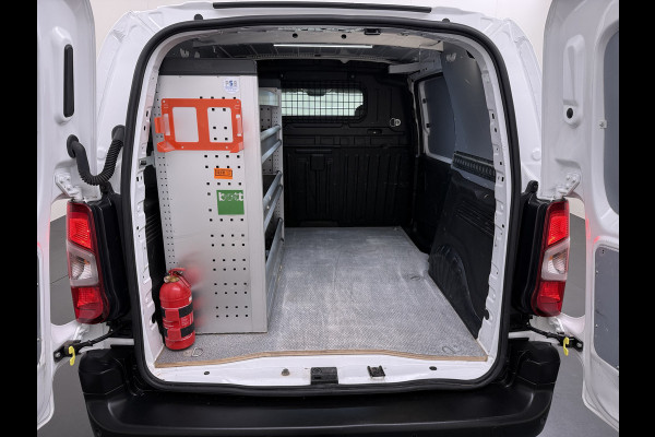 Peugeot Partner 1.5 HDI 102PK Trekhaak Apple Carplay Android Auto Euro 6 Navi* Airco Cruise Control Premium Schuifdeur Betonplex Vloer Bott-Inbouwkast Tussenwand 1e Eigenaar 1.000 Trekgewicht Origineel Nederlandse Auto