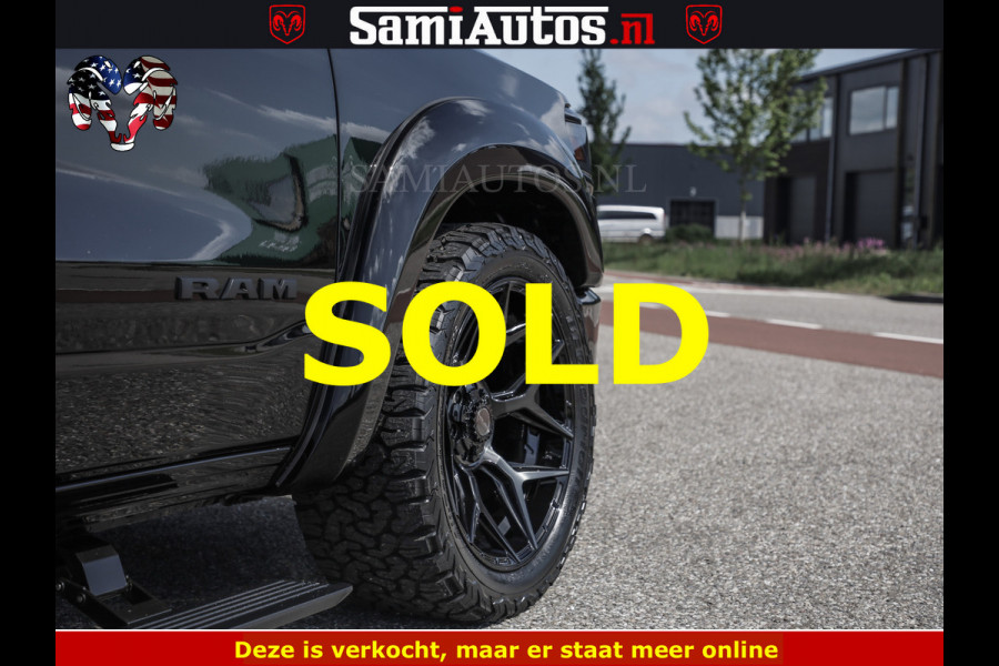 Dodge Ram BLACK BEAST HULK 5.7 V8 | HUD | WIDE BODY | BOM VOL | CREW CAB DUBBELE CABINE | 5 PERSOONS | MEGA DIKKE LIMITED BLACK ON BLACK | ZO GOED ALS NIEUW |