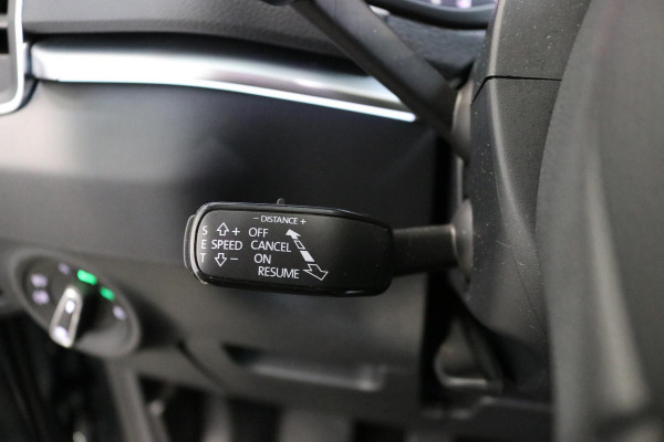 Škoda Karoq 1.0 TSI Business Edition | Camera | Stoelverw. | Navi | Dealer OH | NL AUTO |