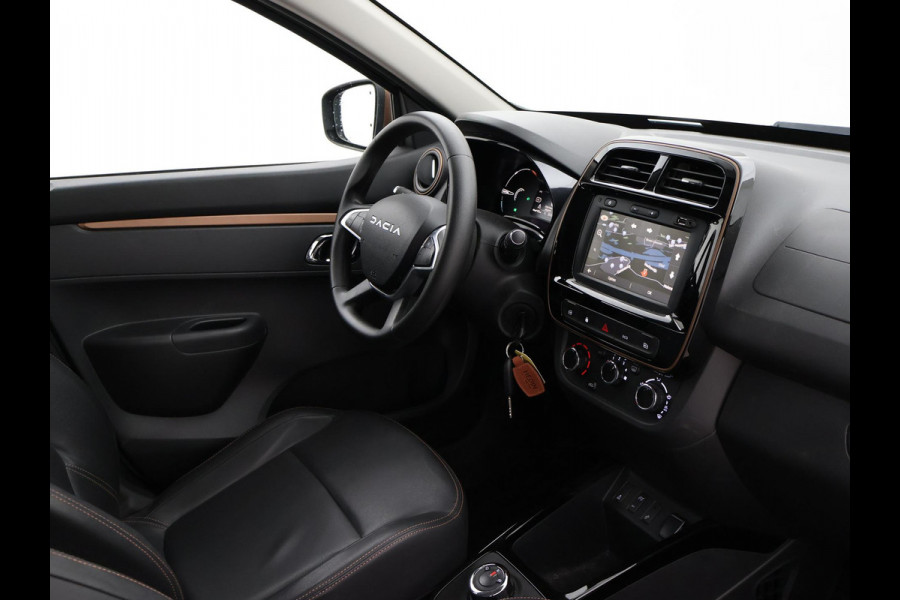 Dacia Spring 65 EXTREME 27 kWh + LEDER | CAMERA | LMV | APPLE CARPLAY | ANDROID AUTO | DAB | NAVIGATIE