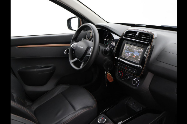 Dacia Spring 65 EXTREME 27 kWh + LEDER | CAMERA | LMV | APPLE CARPLAY | ANDROID AUTO | DAB | NAVIGATIE