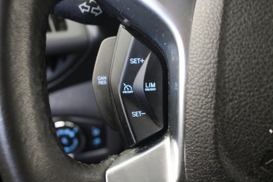Ford Tourneo Connect Compact 1.0 Titanium
