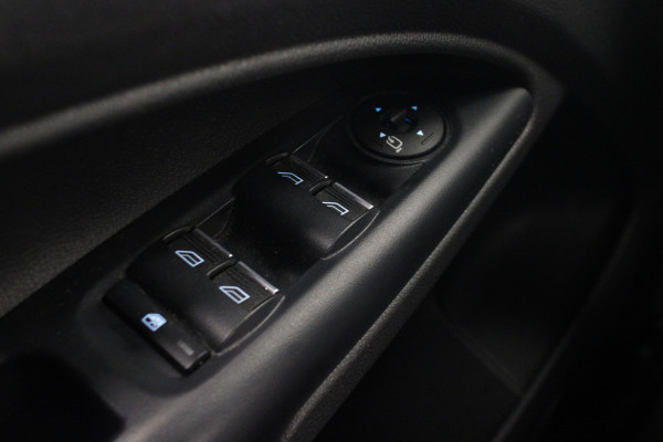Ford Tourneo Connect Compact 1.0 Titanium