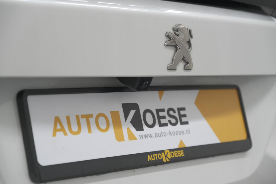 Peugeot 2008 PureTech 130 GT | Elektrisch Panoramadak | Camera | Dodehoekdetectie
