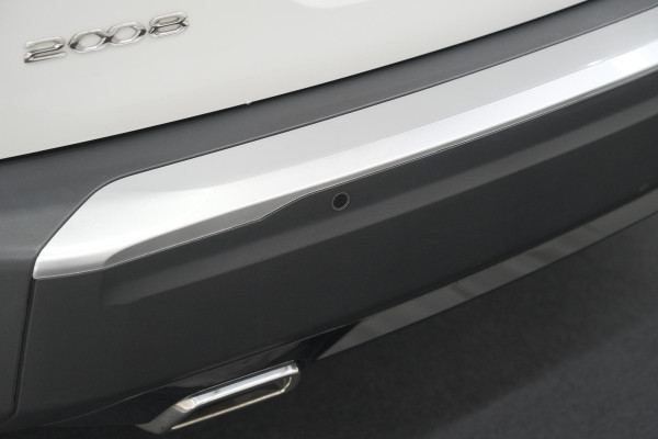 Peugeot 2008 PureTech 130 GT | Elektrisch Panoramadak | Camera | Dodehoekdetectie