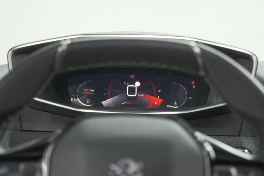 Peugeot 2008 PureTech 130 GT | Elektrisch Panoramadak | Camera | Dodehoekdetectie