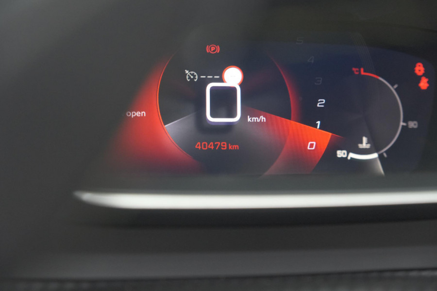 Peugeot 2008 PureTech 130 GT | Elektrisch Panoramadak | Camera | Dodehoekdetectie