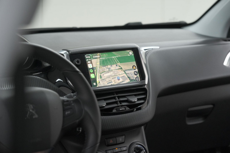 Peugeot 2008 PureTech 110 EAT6 Active | Camera | Apple CarPlay | Parkeersensoren