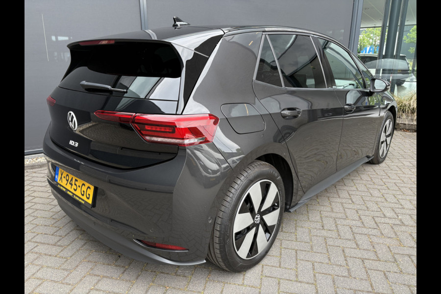 Volkswagen ID.3 Pro Advantage 58 kWh Airco - Achteruitrijcamera - Navigatie - Apple carplay - parkeersensoren - Voorstoelen verwarmd - Rondomzicht camera - Licht metalen velgen 18 inch - Radio - Led verlichting  - Stuur multifunctioneel - Cruise control