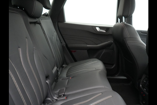 Ford Kuga 2.5 Vignale PHEV 225pk Dealer O.H. | Trekhaak Af Fabriek | 360 Camera | Adaptive Cruise | Lederen Sportstoelen Memory & Verwarmd | Bang & Olufsen | Apple Carplay | Keyless | Achterbank Verwarmd | Blis | Stuur Verwarmd | Navigatie | DAB | Plug In Hybrid |