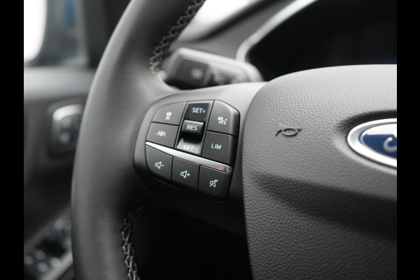 Ford Kuga 2.5 Vignale PHEV 225pk Dealer O.H. | Trekhaak Af Fabriek | 360 Camera | Adaptive Cruise | Lederen Sportstoelen Memory & Verwarmd | Bang & Olufsen | Apple Carplay | Keyless | Achterbank Verwarmd | Blis | Stuur Verwarmd | Navigatie | DAB | Plug In Hybrid |