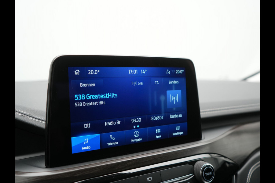Ford Kuga 2.5 Vignale PHEV 225pk Dealer O.H. | Trekhaak Af Fabriek | 360 Camera | Adaptive Cruise | Lederen Sportstoelen Memory & Verwarmd | Bang & Olufsen | Apple Carplay | Keyless | Achterbank Verwarmd | Blis | Stuur Verwarmd | Navigatie | DAB | Plug In Hybrid |
