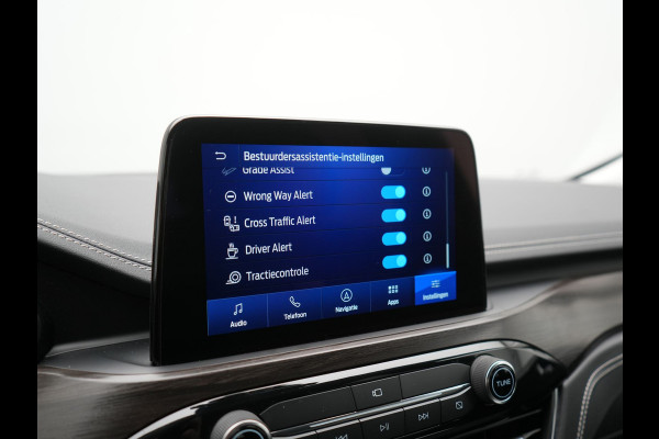 Ford Kuga 2.5 Vignale PHEV 225pk Dealer O.H. | Trekhaak Af Fabriek | 360 Camera | Adaptive Cruise | Lederen Sportstoelen Memory & Verwarmd | Bang & Olufsen | Apple Carplay | Keyless | Achterbank Verwarmd | Blis | Stuur Verwarmd | Navigatie | DAB | Plug In Hybrid |