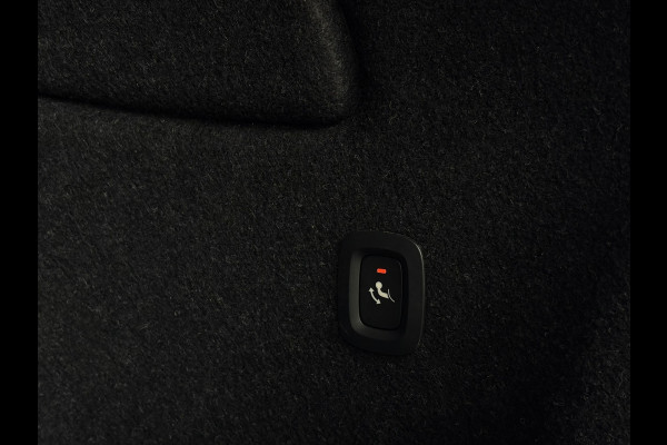 Volvo XC40 Recharge Plus 70 kWh (EV) | Trekhaak wegkl. Stoel+Stuurverw., Carplay/Android, Camera, Cruise | 1e Eigenaar | Dealeroh.