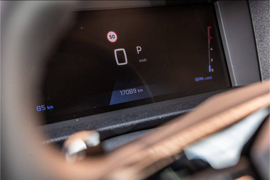 Peugeot Expert 2.0 BlueHDi L3 DC | Navigatie | CarPlay | Camera | L+R Schuifdeur | LED Koplampen | Afneembare trekhaak | Dodehoek detector | Cruise control | DAB | BPM Vrij | Fabrieksgarantie
