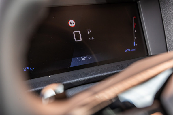 Peugeot Expert 2.0 BlueHDi L3 DC | Navigatie | CarPlay | Camera | L+R Schuifdeur | LED Koplampen | Afneembare trekhaak | Dodehoek detector | Cruise control | DAB | BPM Vrij | Fabrieksgarantie