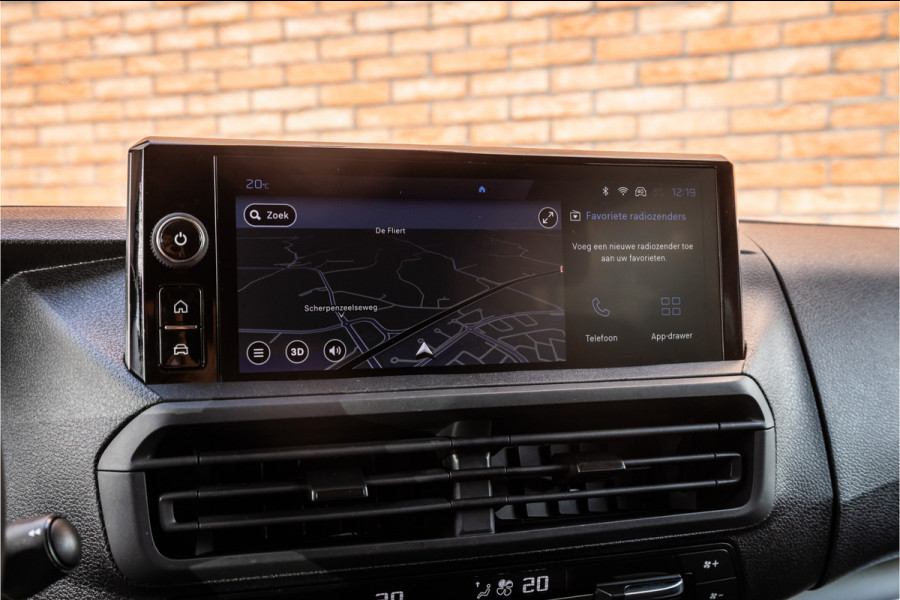 Peugeot Expert 2.0 BlueHDi L3 DC | Navigatie | CarPlay | Camera | L+R Schuifdeur | LED Koplampen | Afneembare trekhaak | Dodehoek detector | Cruise control | DAB | BPM Vrij | Fabrieksgarantie