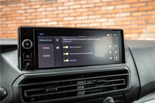Citroën Jumpy 2.0 BlueHDI DC 180 L3 XL | Dubbel cabine | L+R Schuifdeur | Camera | CarPlay | DAB | Flippers | 5-Zitter | PDC | Navigatie | BPM Vrij | Fabrieksgarantie