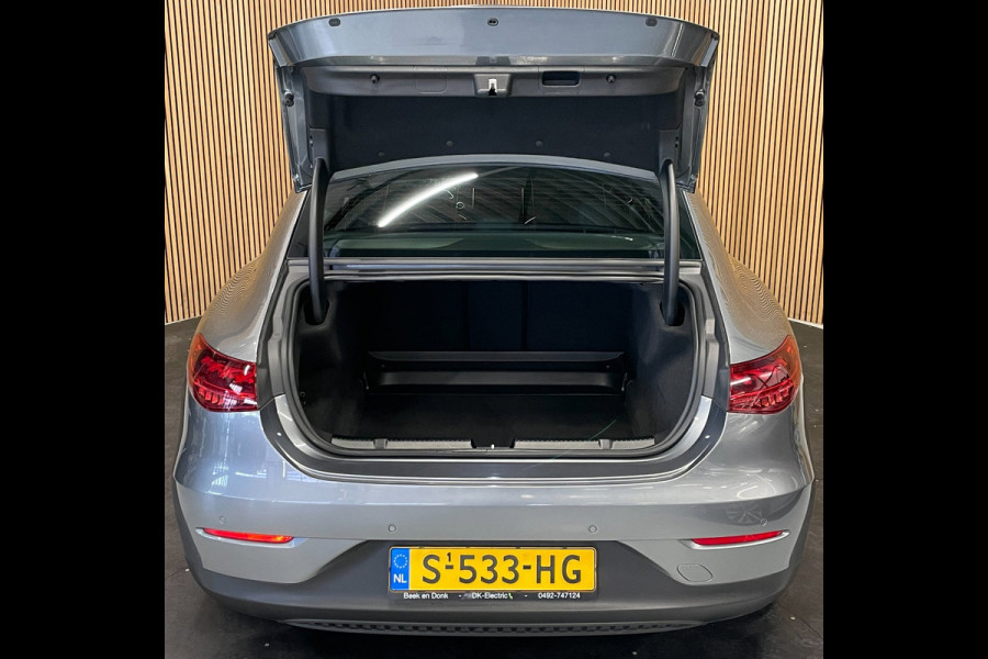 Mercedes-Benz EQE 300 Business Line 89 kWh|625KM WLTP|SFEERVERLICHTING|DIGITAL COCKPIT|ACC|CAMERA|CARPLAY|STOELVERWARMING|NAP|NL|