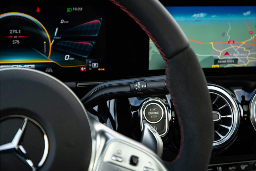 Mercedes-Benz GLA AMG 45 S 4MATIC+ Mercedes-Benz GLA 45 S AMG 4MATIC+ Panodak Schaalstoelen Burmester Ambient Widescreen 360 Camera