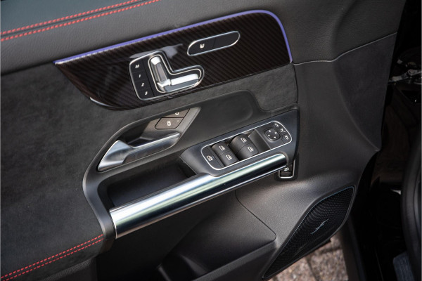 Mercedes-Benz GLA AMG 45 S 4MATIC+ Mercedes-Benz GLA 45 S AMG 4MATIC+ Panodak Schaalstoelen Burmester Ambient Widescreen 360 Camera