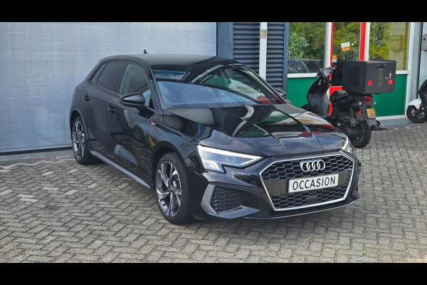 Audi A3 Sportback 40 TFSI-e 3x S-line Keyless Matrix Memory Camera Virtual