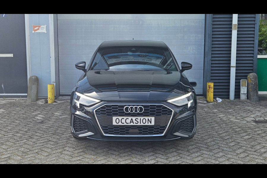 Audi A3 Sportback 40 TFSI-e 3x S-line Keyless Matrix Memory Camera Virtual
