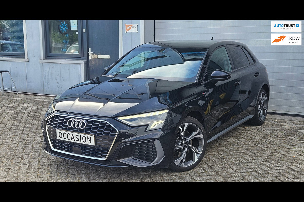 Audi A3 Sportback 40 TFSI-e 3x S-line Keyless Matrix Memory Camera Virtual