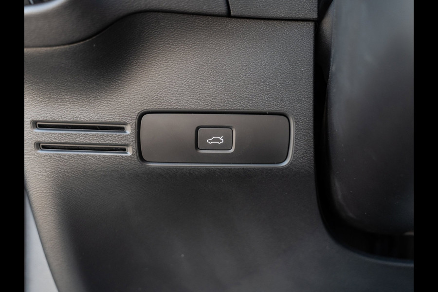 Volvo XC40 P8 Recharge Twin Plus 78 kWh 408PK |537KM WLTP | Trekhaak | Carplay | BTW