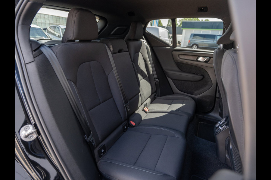 Volvo XC40 P8 Recharge Twin Plus 78 kWh 408PK |537KM WLTP | Trekhaak | Carplay | BTW