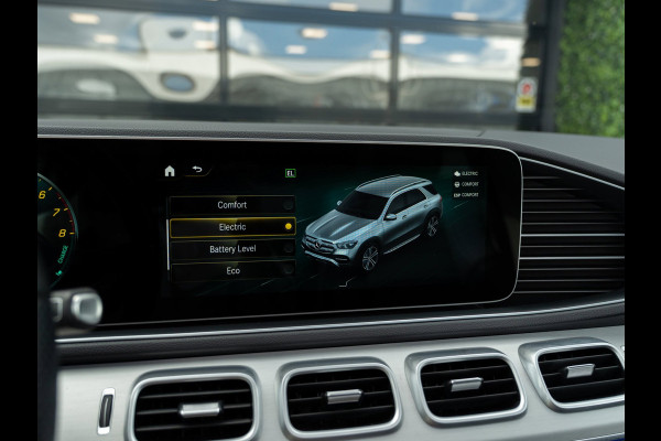 Mercedes-Benz GLE 350 e 4MATIC AMG-Line | Pano |Distronic | Trekhaak |