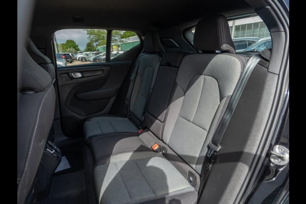 Volvo XC40 2.0 B3 163PK Automaat Core | Facelift | Carplay | Dealer Ond. | BTW