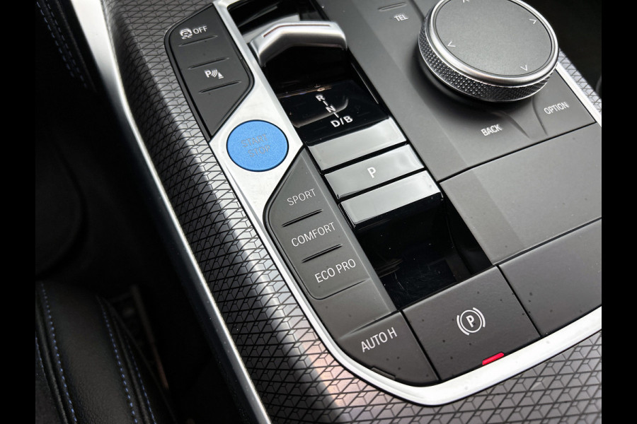 BMW i4 EDrive35 70 kWh M-sportpakket (1e Eig, Dealer OnderH, Navi Pro, Camera, Carplay, Addapt Cruise, StoelV, PDC V+A, Etc)