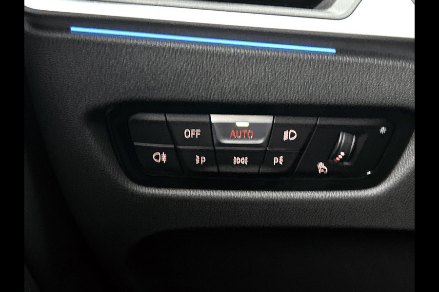 BMW i4 EDrive35 70 kWh M-sportpakket (1e Eig, Dealer OnderH, Navi Pro, Camera, Carplay, Addapt Cruise, StoelV, PDC V+A, Etc)