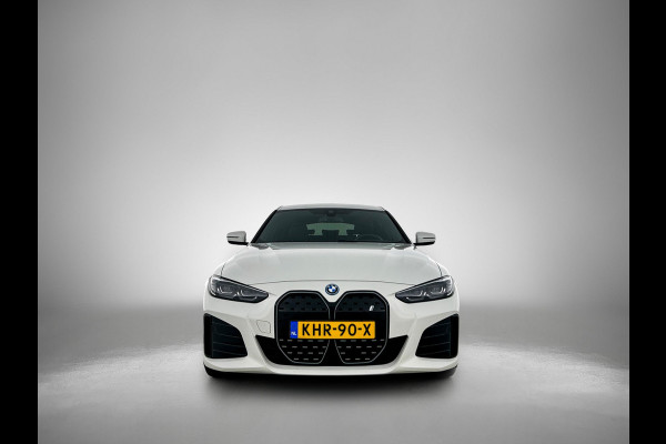 BMW i4 EDrive35 70 kWh M-sportpakket (1e Eig, Dealer OnderH, Navi Pro, Camera, Carplay, Addapt Cruise, StoelV, PDC V+A, Etc)