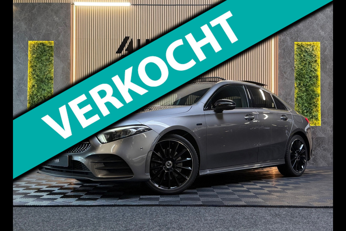 Mercedes-Benz A-Klasse 250e Premium Plus |AMG|PANO|BURMESTER|360CAM|MEMORY|KEYLESS|SFEERVERLICHT|DEALER ONDERHOUDEN|218PK|BOMVOL!|