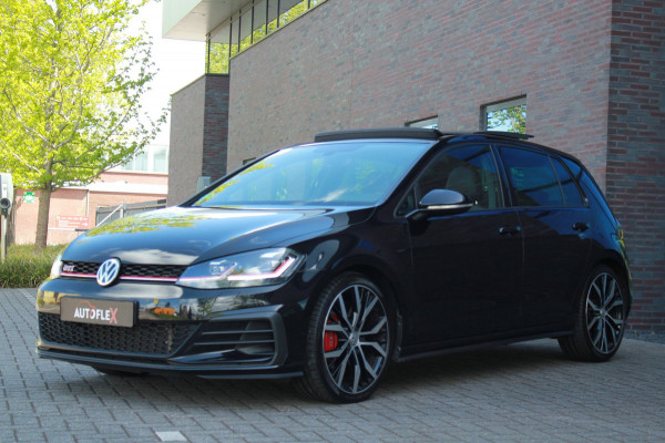 Volkswagen Golf 2.0 TSI GTI Performance